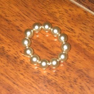 pearl thumb ring :)
